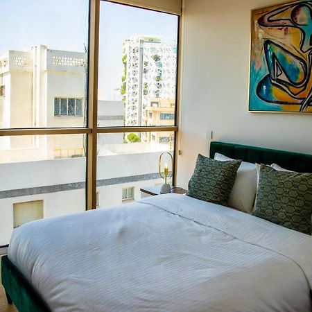 Ferienwohnung Phaedrus Living: 360 Tower Luxury Flat Nikosia Exterior foto
