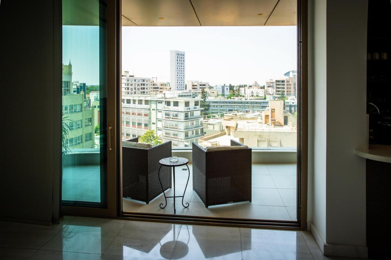 Ferienwohnung Phaedrus Living: 360 Tower Luxury Flat Nikosia Exterior foto