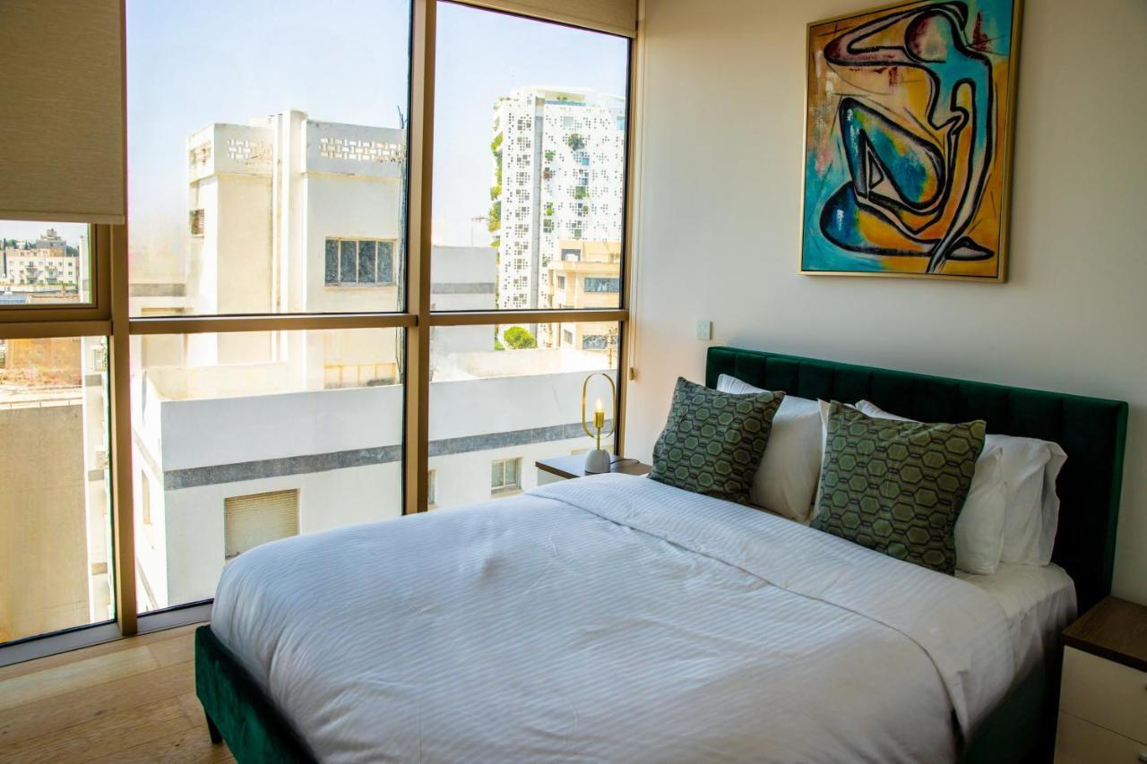 Ferienwohnung Phaedrus Living: 360 Tower Luxury Flat Nikosia Exterior foto